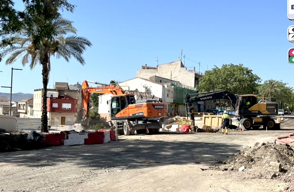 Un tramo de la avenida Juan Carlos I permanecer cerrado al trfico hasta septiembre